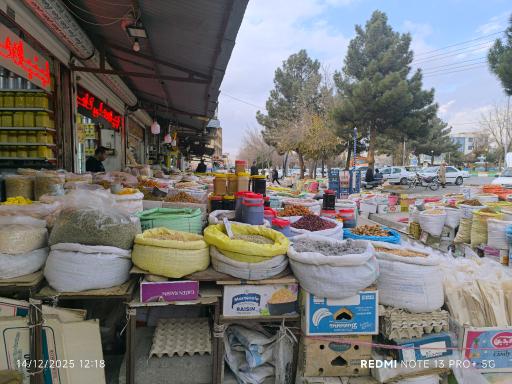 عکس بازار لبنیات قوچان