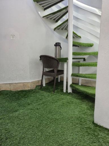 سالن مطالعه پسرانه هدف