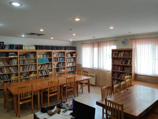 عکس دبیرستان غیردولتی دانش (دوره اول)