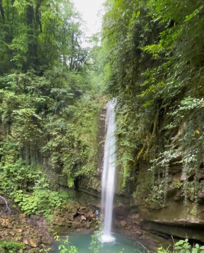 عکس آبشار دارنو ولرده