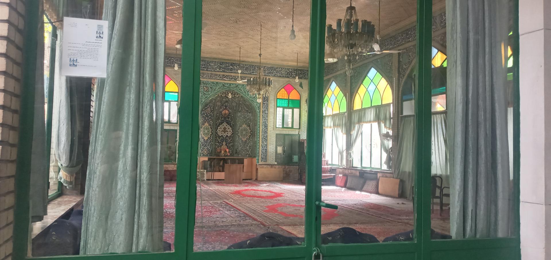 عکس مسجد جامع برغان