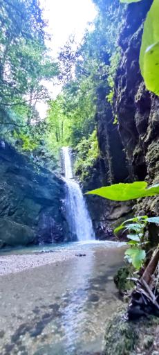 عکس آبشار دارنو ولرده