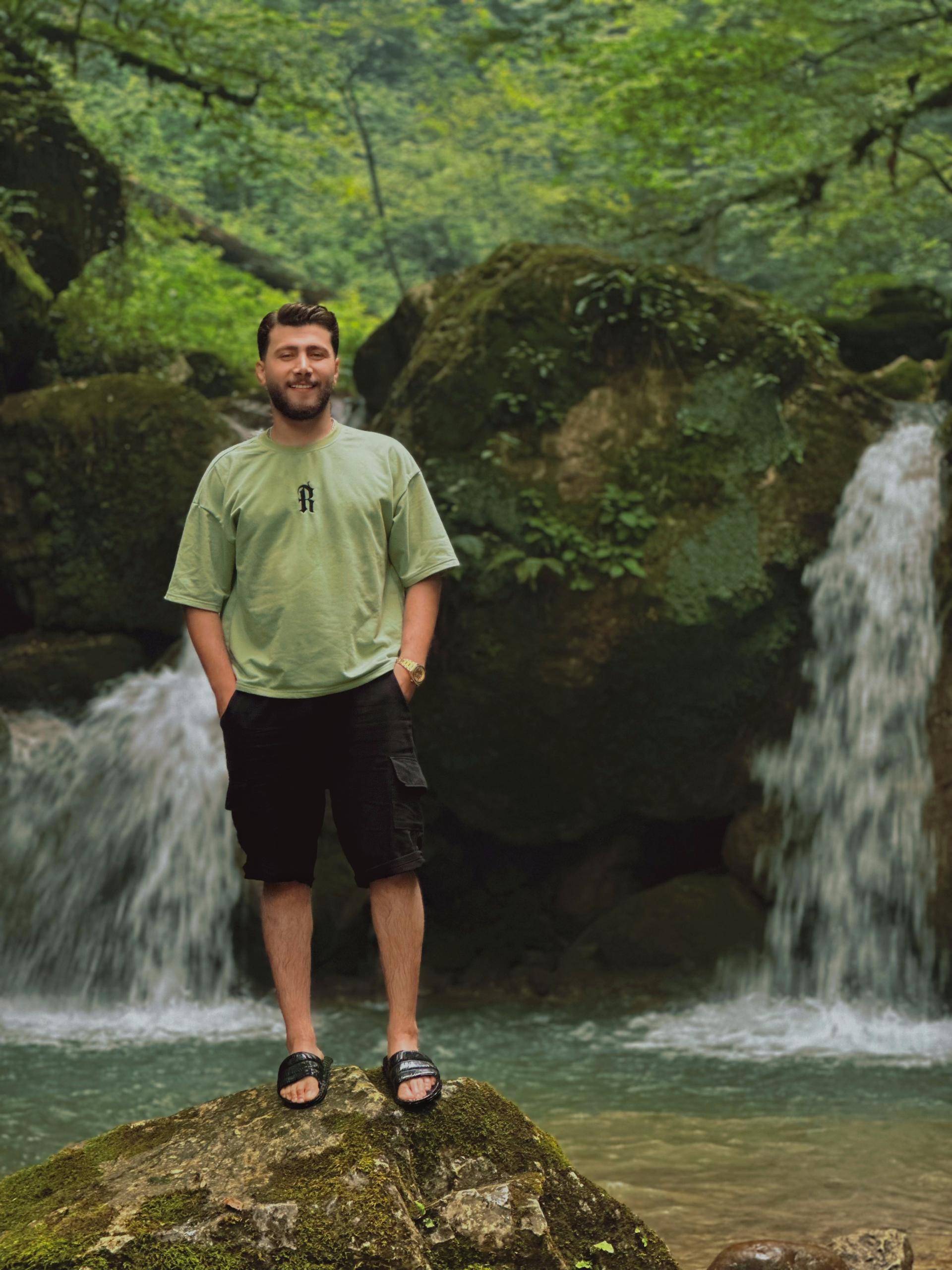 عکس آبشار دارنو ولرده