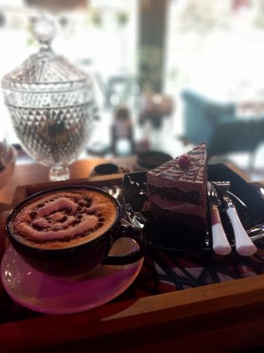 عکس کافه اشوان