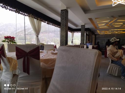 عکس باغ رستوران ساعی