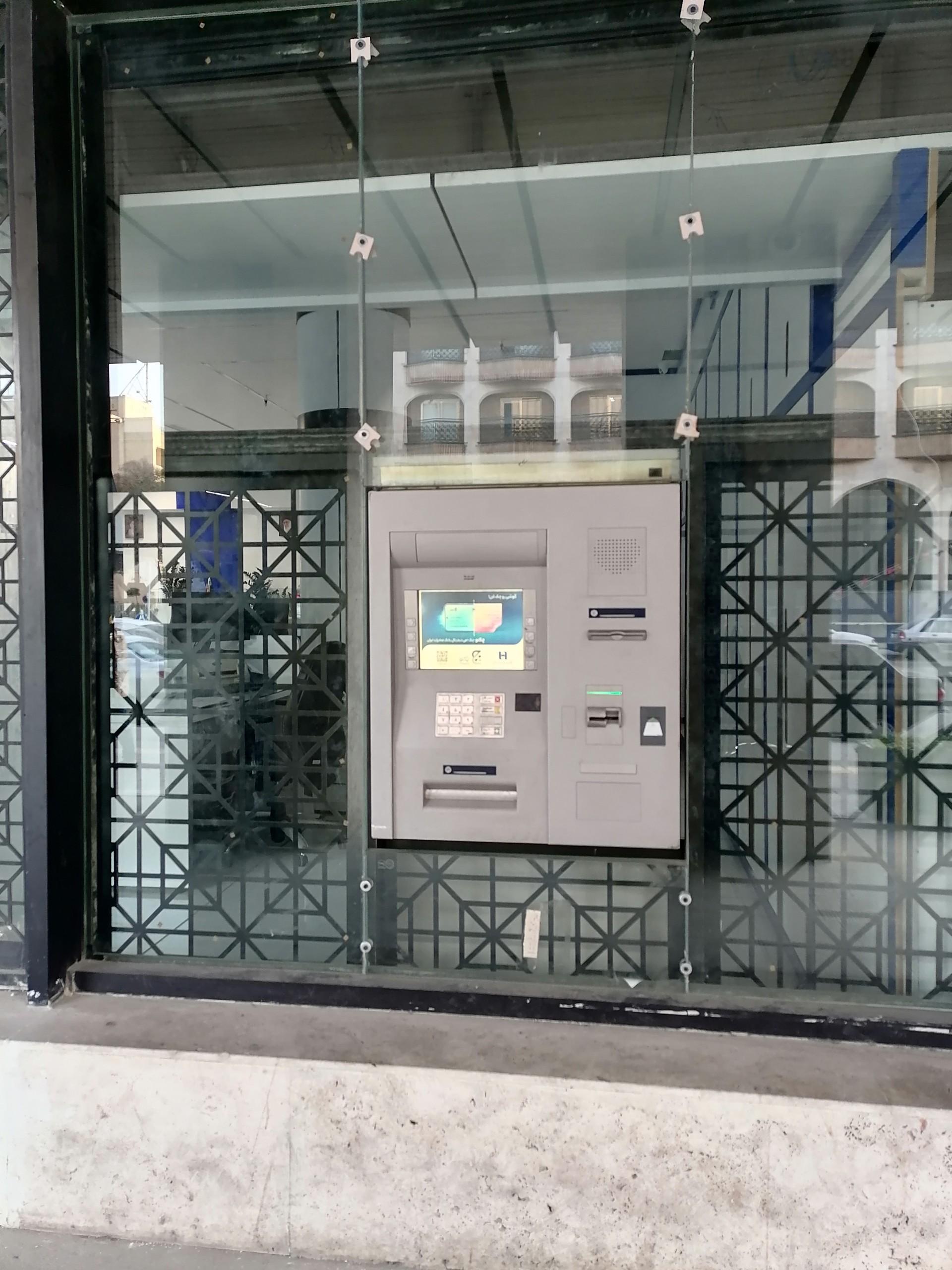 عکس خودپرداز بانک صادرات