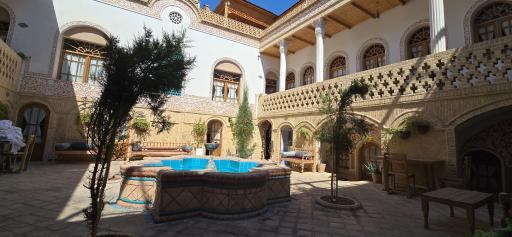 عکس هتل سنتی ترنج 