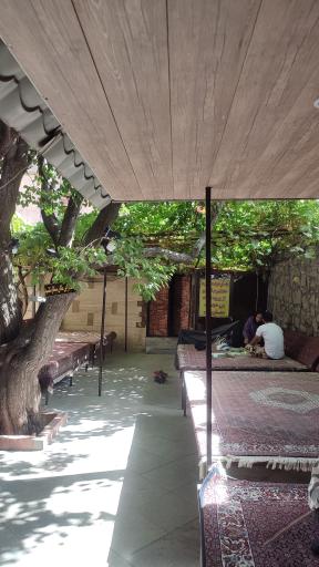 عکس باغ رستوران ساعی