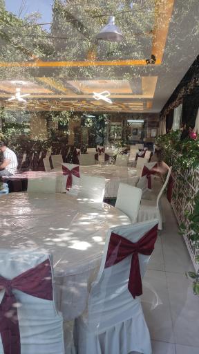 عکس باغ رستوران ساعی