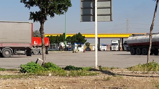 پمپ بنزین شماره یک آزاد راه خلیج فارس