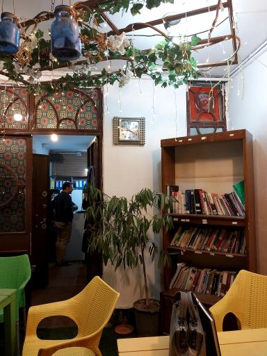 عکس کلینیک روانشناسی صنعتگر