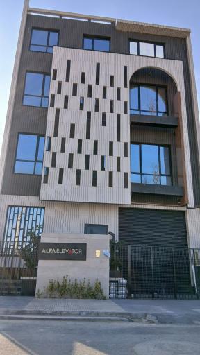 عکس گروه فنی مهندسی آسانسور آلفا صنعت 