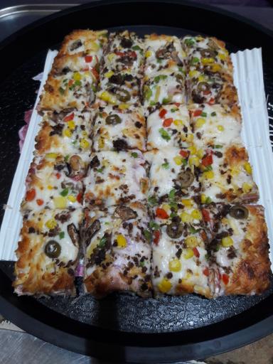 عکس پیتزا جزیره