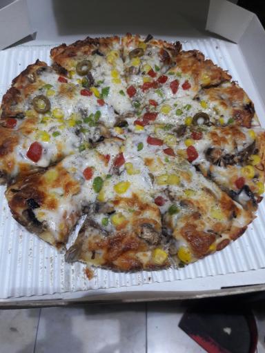 عکس پیتزا جزیره