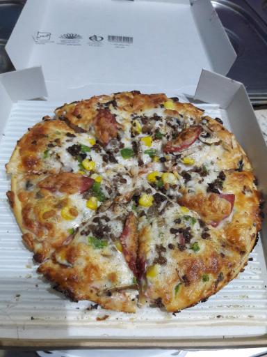 عکس پیتزا جزیره