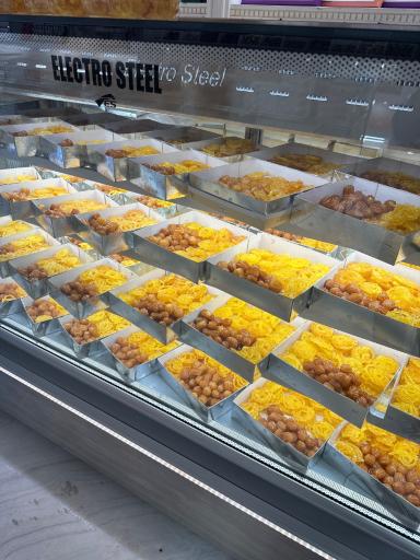 عکس قنادی بهارستان 