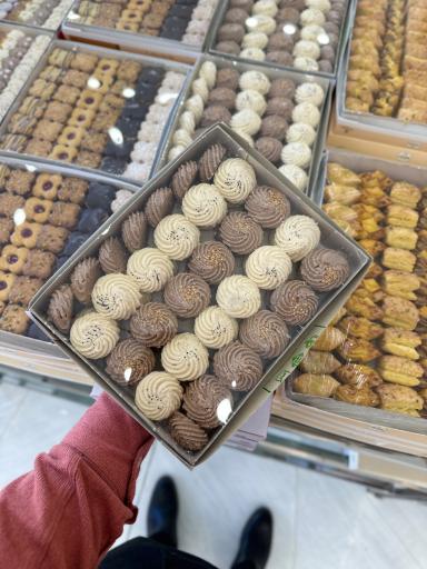 عکس قنادی بهارستان 