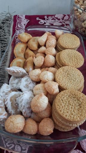 عکس شیرینی سنتی خانه پدری 