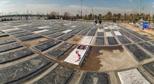 عکس آرامگاه بهمن وحدتی نیا