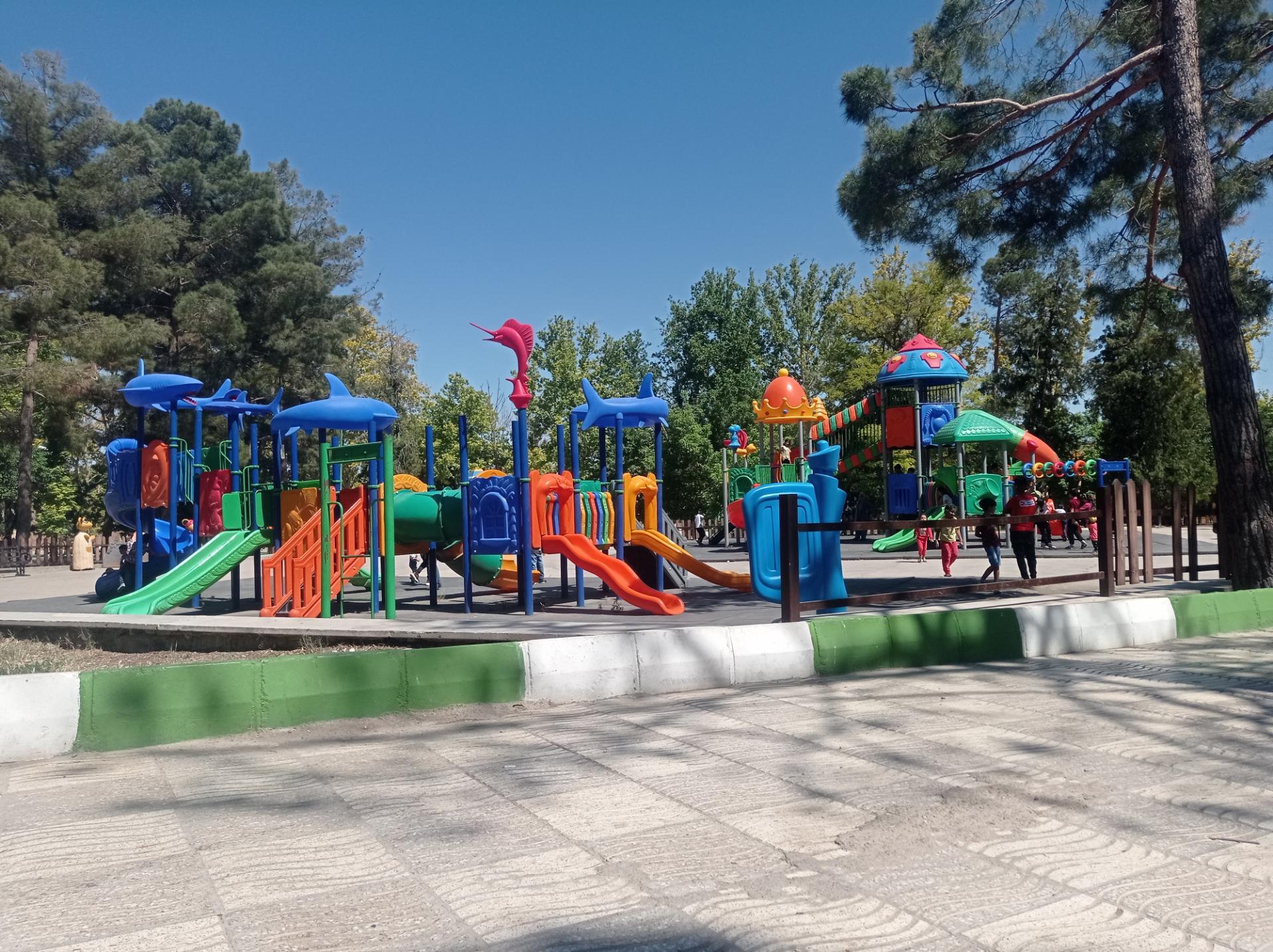 عکس زمین بازی پارک