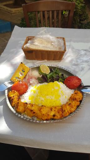 عکس رستوران سنتی عمارت بامگاه