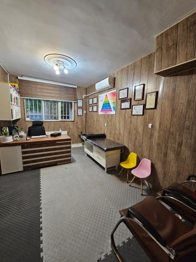 عکس کلینیک کاردرمانی و گفتاردرمانی بامداد