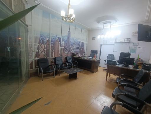 مشاور املاک‌ حقیقت‌