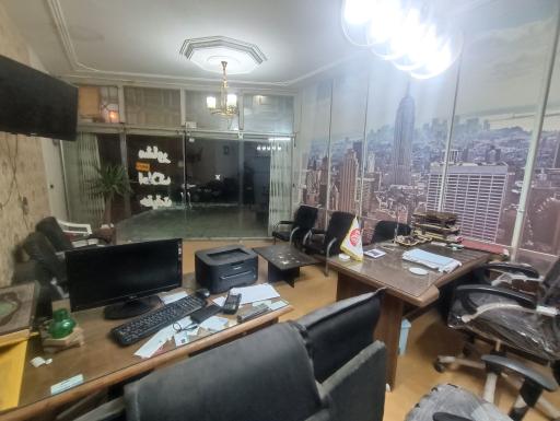 مشاور املاک‌ حقیقت‌