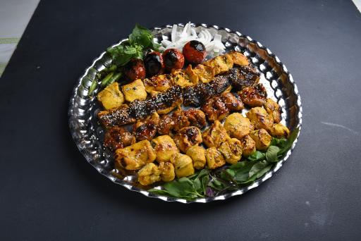 عکس کباب ساطورری بناب رز