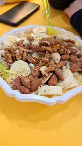 عکس آبمیوه شیرین شهد