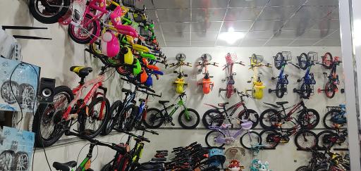 عکس فروشگاه دوچرخه نامبر وان 