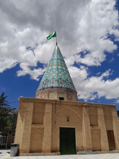 عکس مسجد و امامزاده طاهر قمصر