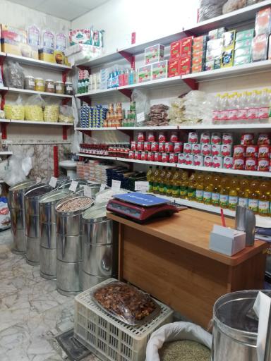 عکس فروشگاه موواد غذایی باقری