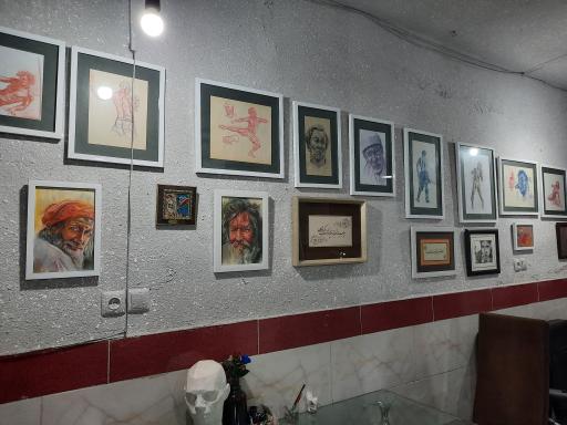 عکس آموزشگاه هنرهای تجسمی آوید هنر