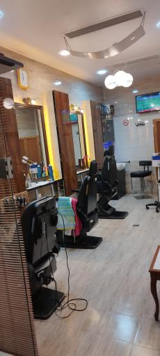 عکس آرایشگاه مردانه هتل هما