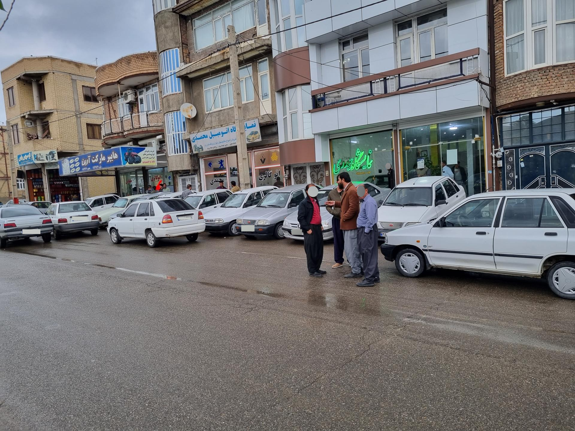 عکس نمایشگاه اتومبیل محمدی