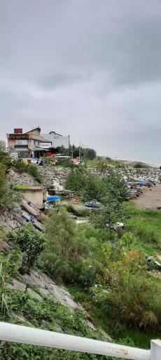 عکس ساحل سنگی کپورچال