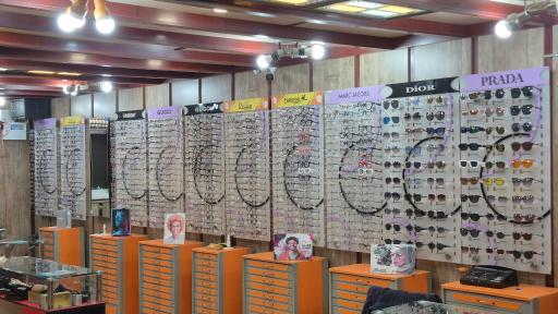 عکس عینک سازی چشم انداز کاشانی 