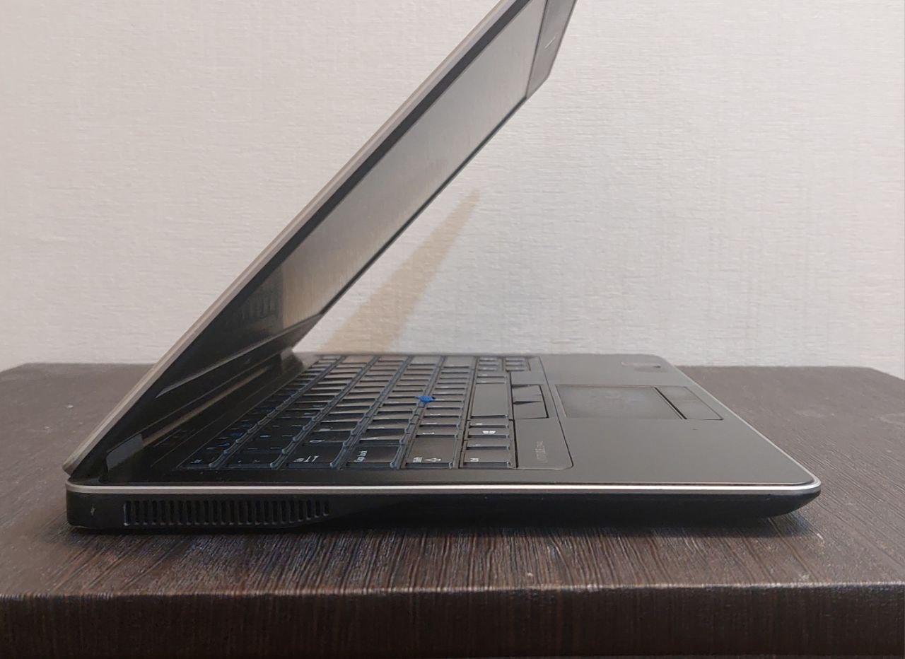 عکس کامپیوتر امین