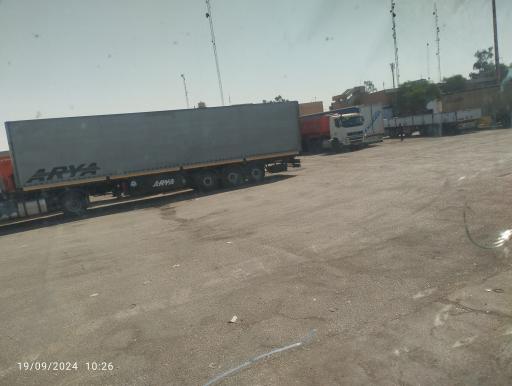 عکس پایانه حمل و نقل جاده ای بندر امام خمینی