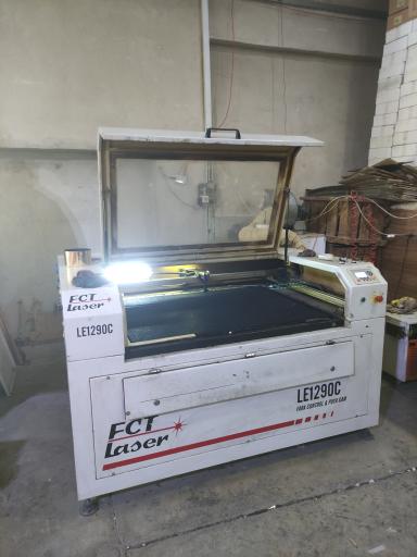 عکس کارگاه برش لیزر مشکات