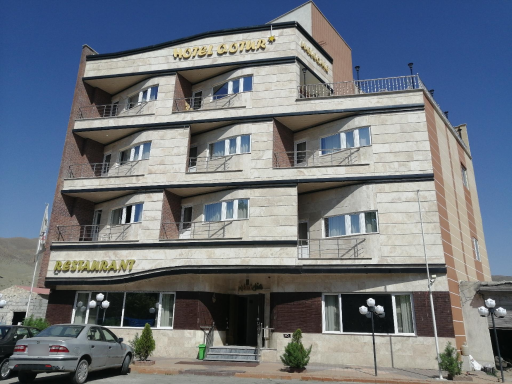 عکس هتل تک ستاره قطور