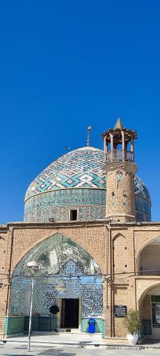 عکس آرامستان و زیارتگاه امامزاده سید السادات اسفرنجان