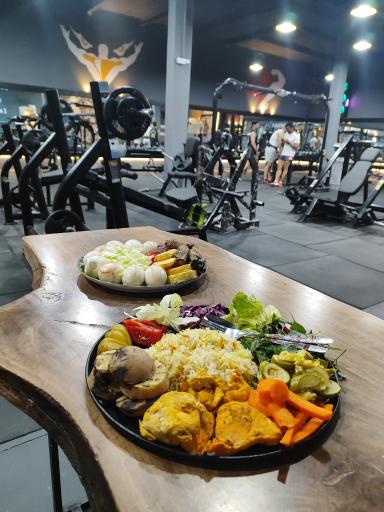 عکس باشگاه بدنسازی داتام ویژه آقایان