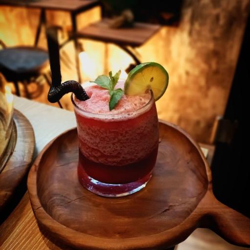 عکس کافه دژاوو