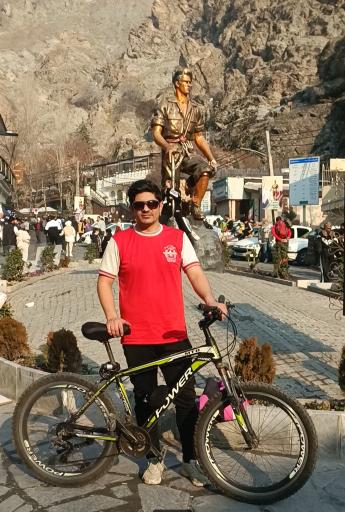 عکس میدان دربند