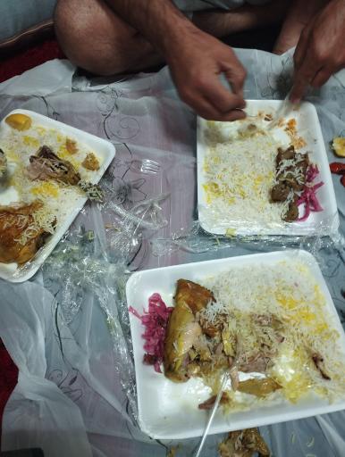 رستوران اکبر مشتی