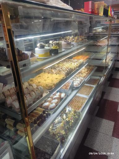 عکس شیرینی فروشی زاهدی