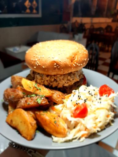 عکس کافه رستوران میدون