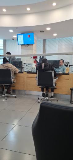 عکس بانک صنعت و معدن